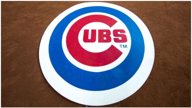 Former Cubs prospect Josefrailin Alcantara wanted after allegedly shooting and killing a man. (Credit: Getty Images)