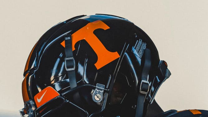 Tennessee Unveils Electric Black Uniforms For Kentucky Game - Outkick ...