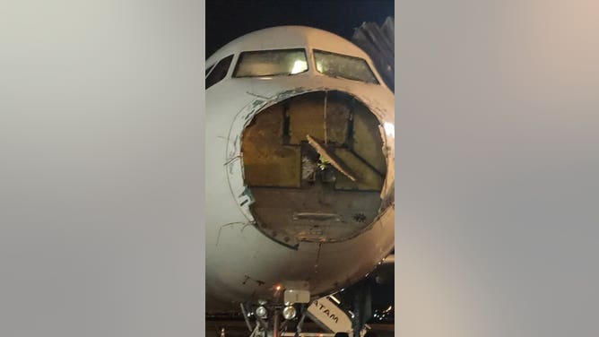 LATAM Airlines Paraguay flight nearly crashes in storm.