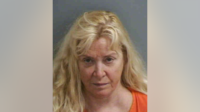 00d2c8f4-Florida Woman stabs sister EpiPen