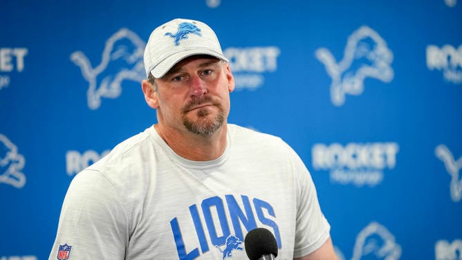 Caricature Dan Campbell Lifts Massive Weights While Real Coach Lifts Lions To Contention