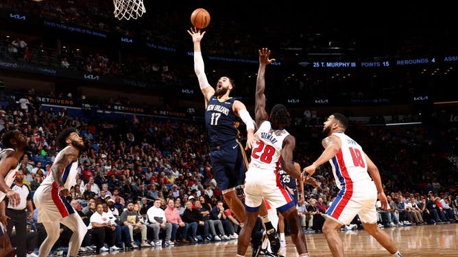 Pelicans C Jonas Valanciunas shoots a floater against the Pistons at the Smoothie King Center in New Orleans.