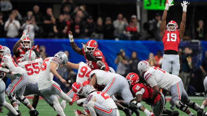 Video shows Ohio State kicks misses at same time New Year's Eve ball drops.