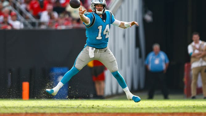 Carolina Panthers QB Sam Darnold throws a pass against the Tampa Bay Buccaneers at Raymond James Stadium in Tampa, Florida.