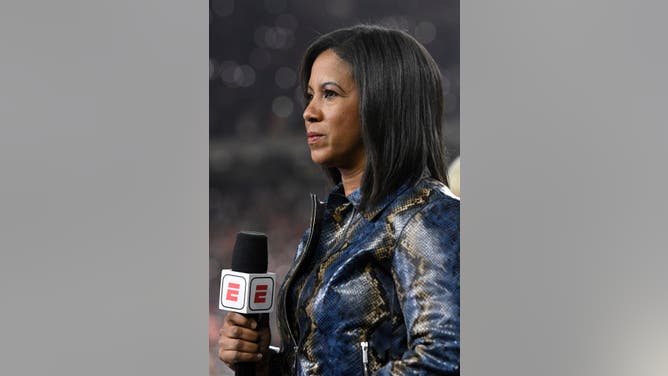 Lisa Salters and the media got it right Monday.