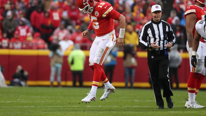 Chiefs QB Patrick Mahomes limps after injuring his ankle against the Jaguars.