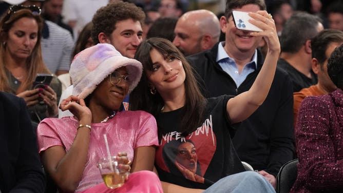 Emily Ratajkowski Wore A Megan Fox T-Shirt To The Knicks Game