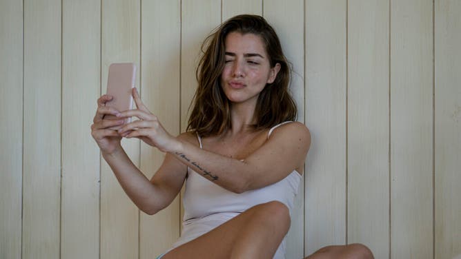 Men Share Their Dating App Red Flags & A Fundamental Difference Between The Sexes