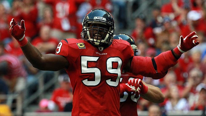 DeMeco Ryans hired as head coach of the Houston Texans, the team that drafted him in 2006.