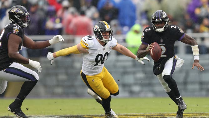 Baltimore Ravens QB Tyler Huntley rushes with the ball against the Pittsburgh Steelers at M&T Bank Stadium in Baltimore, Maryland.