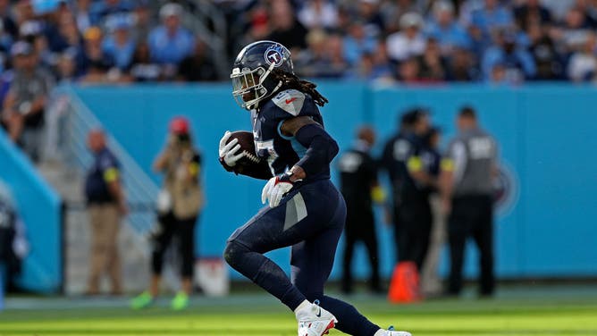 Derrick Henry is the Te
nnessee Titans best offensive weapon.