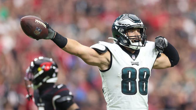 Philadelphia Eagles TE Dallas Goedert signals a 1st down after a catch during the 4th quarter against the Arizona Cardinals at State Farm Stadium in Glendale, Arizona.