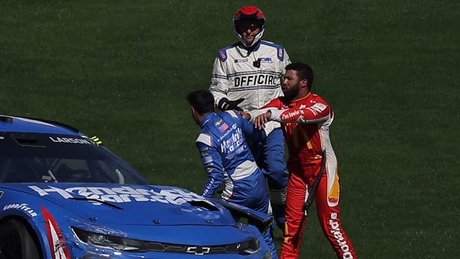 Bubba Wallace issued an apology to Kyle Larson for his NASCAR blowup.
