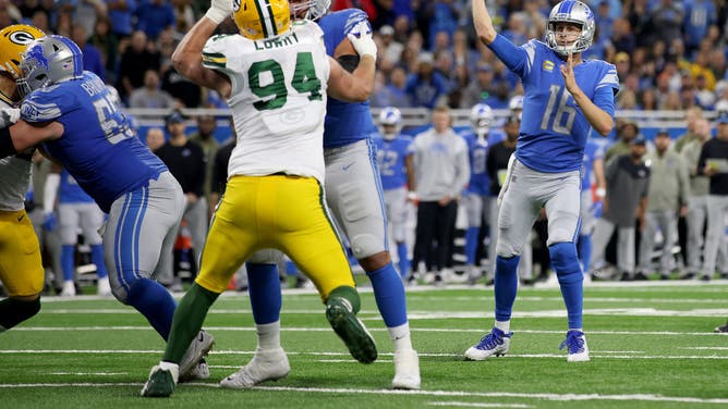 Detroit Lions QB Jared Goff of the throws a TD pass against the Green Bay Packers at Ford Field in Detroit.