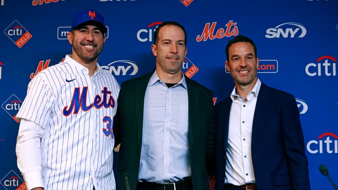 Verlander with general manager Billy Eppler and his agent Mark Pieper during his introductory press conference at Citi Field.