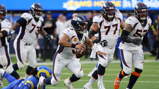 Broncos quarterback Russell Wilson is furstrated.