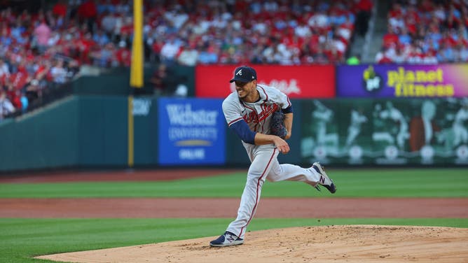 Braves RHP Charlie Morton delivers a pitch vs. the Cardinals at Busch Stadium in St Louis, Missouri.