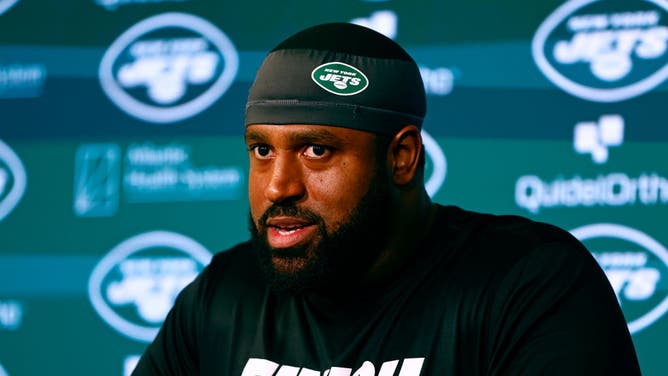 The Jets offensive line will likely use Duane Brown as Plan A.