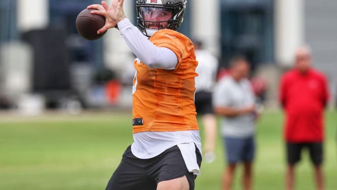 Baker Mayfield throwing a lot of interceptions at Buccaneers camp.