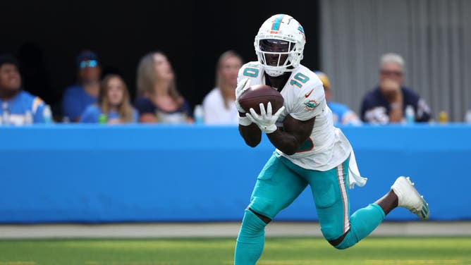 Los Angeles Chargers Tried To Cover Dolphins Star Tyreek Hill With ...