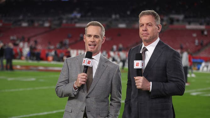 ESPN Monday Night Football announcers Joe Buck and Troy Aikman.