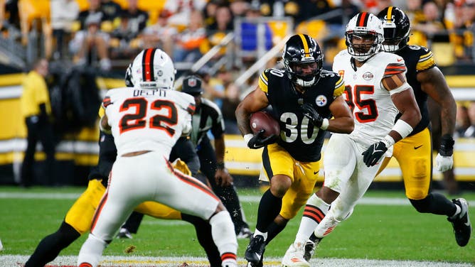 8d0dd28e-Cleveland Browns v Pittsburgh Steelers