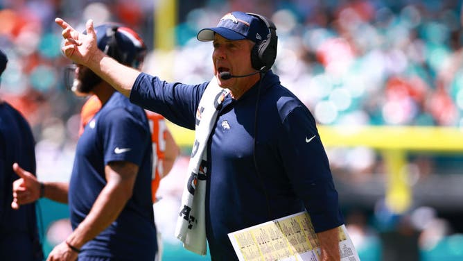 Sean Payton goes at it with reporters after giving up 70 points.