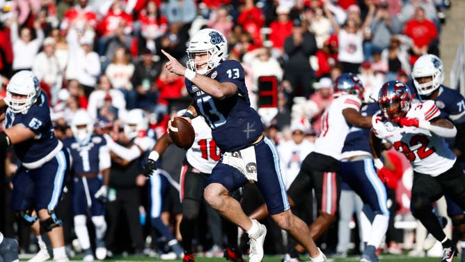 Old Dominion Monarchs took a massive first-half lead over Western Kentucky Hilltoppers during the Famous Toastery Bowl on ESPN.