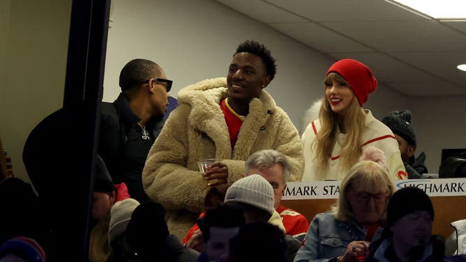 Taylor Swift Shows Up At Bills-Chiefs With Personal Army Of Secur
