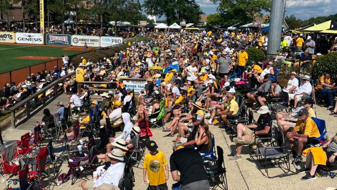 Southern Miss fans packed the stadium on Sunday in Hattiesburg against Tennessee