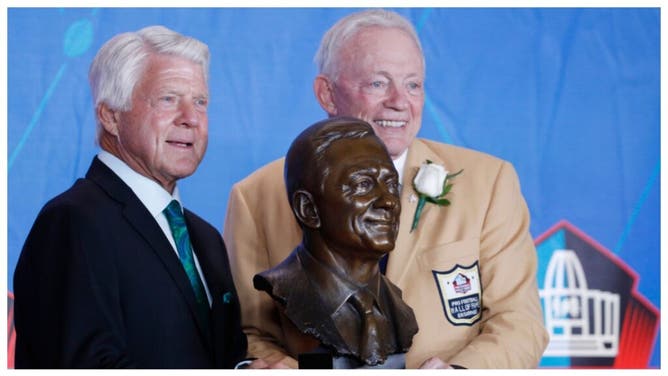 NFL Legends Jimmy Johnson and Jerry Jones.