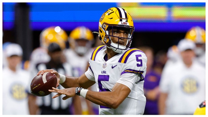 LSU quarterback Jayden Daniels returns in 2023. (Source: Getty Images)