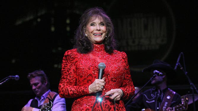 Loretta Lynn Dead At 90 From Natural Causes - Outkick | OutKick