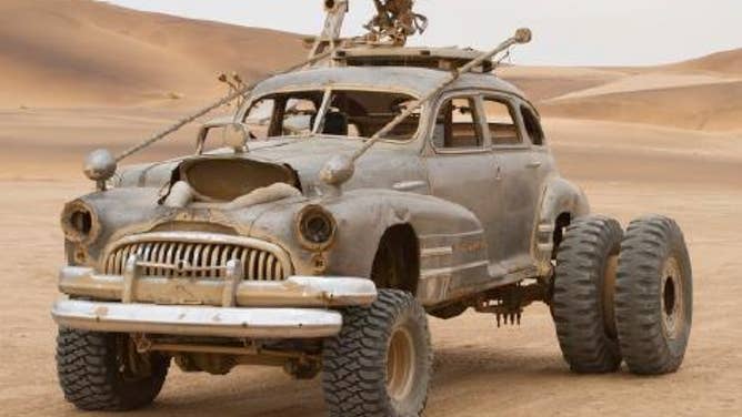 Mad Max Fury Road Buick heavy artillery with Hummer weapon