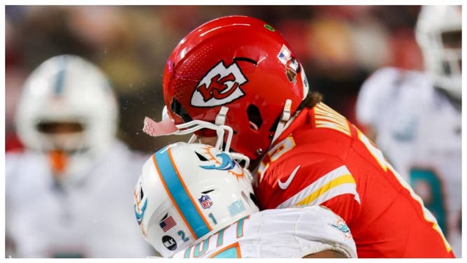 Patrick Mahomes Had Helmet Cracked By Dolphins During Bitter Cold Chiefs Win