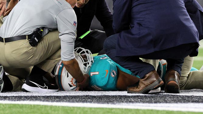 Twitter reacts to Miami Dolphins QB Tua Tagovailoa getting hurt. (Photo by Andy Lyons/Getty Images)
