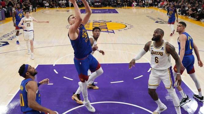 Nuggets C Nikola Jokic shoots against the LA Lakers in the 2nd half during Game 3 of the Western Conference Finals.