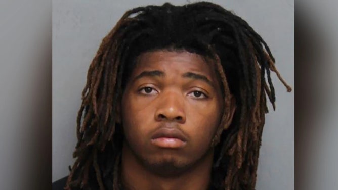 Virginia Tech linebacker arrested murder Tinder date