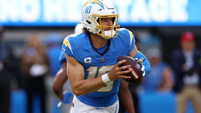 Justin Herbert led the Los Angeles Chargers to victory with a broken finger, while Deshaun Watson sat out the Browns loss even after doctors cleared him to play.