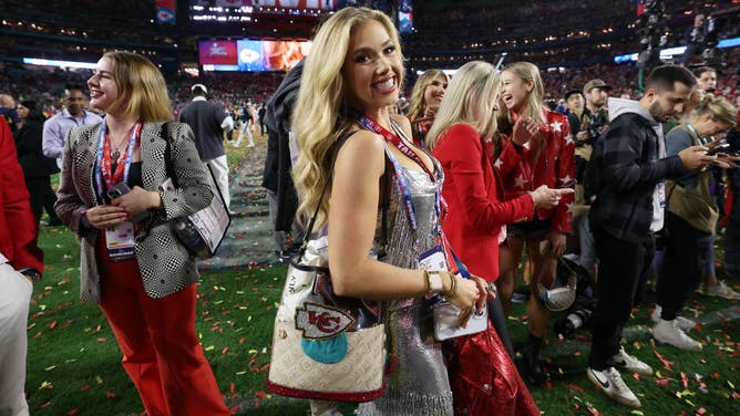 Gracie Hunt Barbie Vibes