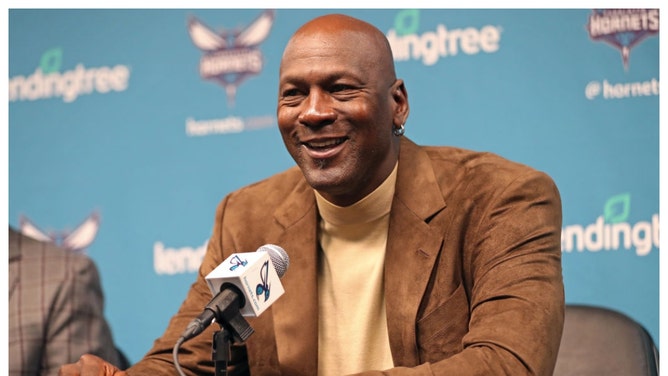 Michael Jordan Finalizing Sale Of Charlotte Hornets