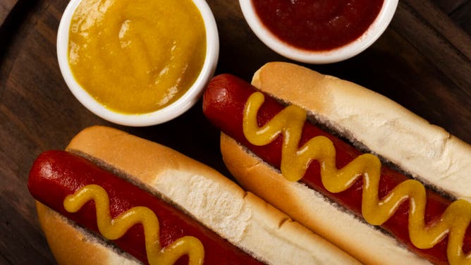 Hot dogs mustard