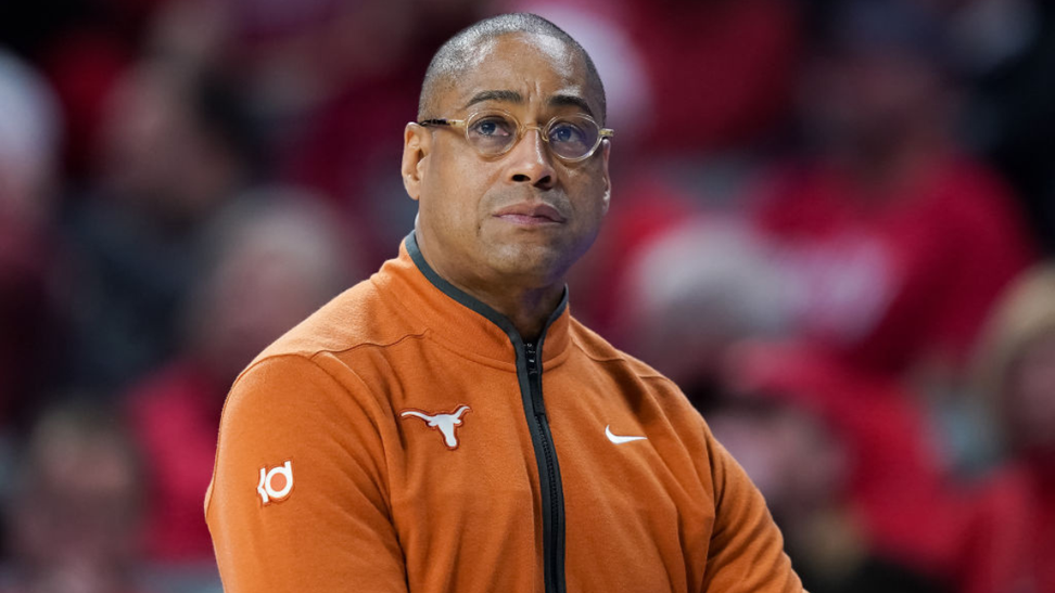 Texas Coach Rodney Terry Apologizes For Ridiculous 'Horns Down' Rant