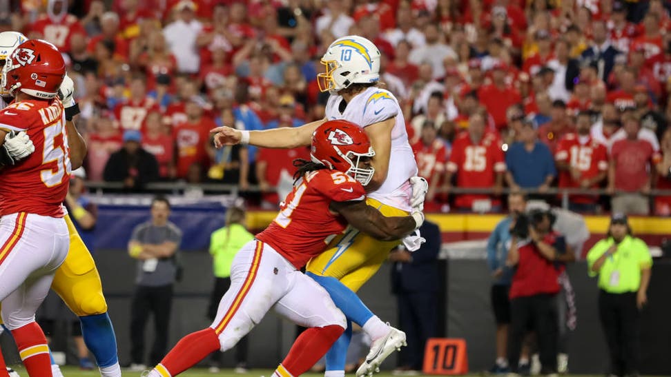 d23f6276-NFL: SEP 15 Chargers at Chiefs