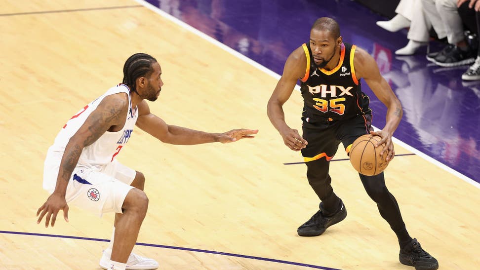 Los Angeles Clippers v Phoenix Suns - Game Two