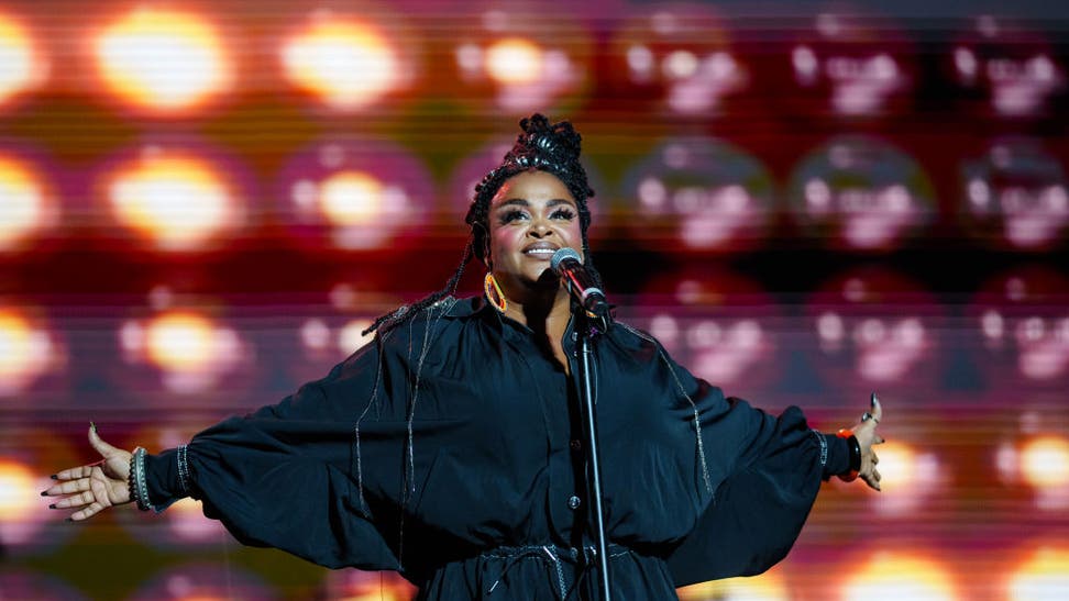 Jill Scott Sings Ridiculous, Anti-American Version Of National Anthem