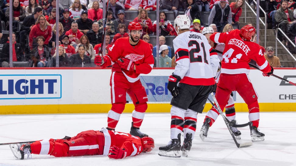 Ottawa Senators v Detroit Red Wings