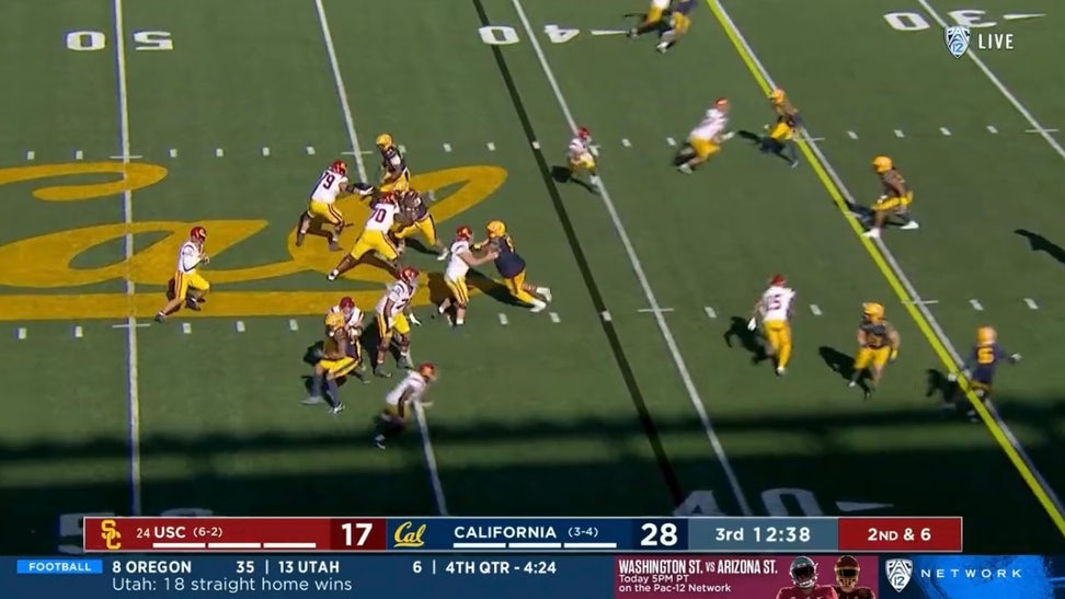 Pac-12 officials screwed up before halftime of USC-Cal game