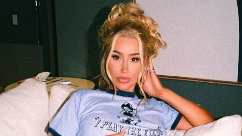 Iggy Azalea Confirms She Gets Naked On OnlyFans & She's Making A Ton Of Money Doing So