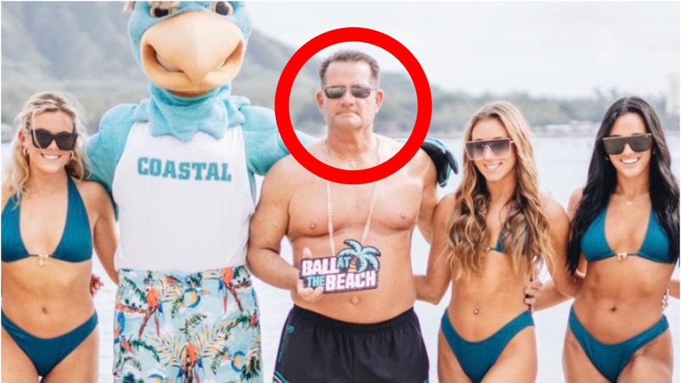 Tim Beck addresses deleted Coastal Carolina bikini photo. (Credit: Coastal Carolina football)